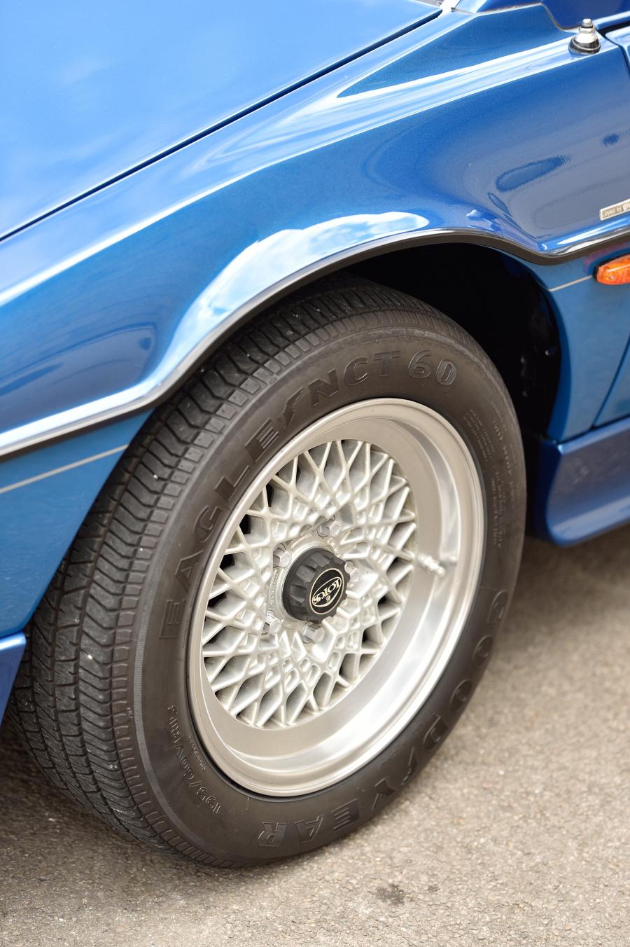 Колеса Lotus Esprit Turbo HC Limited Edition 1987 года  (фото 78 из 181)